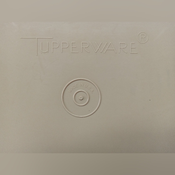 Tupperware Boiled Egg Container-MISSING EGG TRAYS - Picture 4 of 8